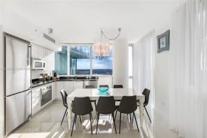 92 SW 3rd St APT 3810, Miami, FL 33130, Sold 09/13/22
