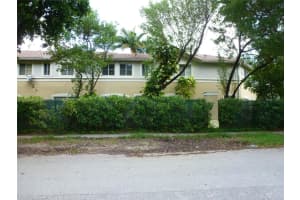 8830 W Flagler St APT 8, Miami, FL 33174, Sold 08/29/22