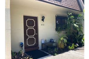 2121 N 14th Ave #2121, Hollywood, FL 33020, Sold 08/18/22