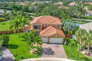 19000 SW 12th St, Pembroke Pines, FL 33029, Sold 08/19/22