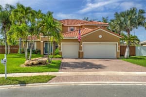 19000 SW 12th St, Pembroke Pines, FL 33029, Sold 08/19/22