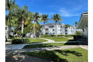 8610 SW 212th St APT 102, Cutler Bay, FL 33189, Sold 09/14/22