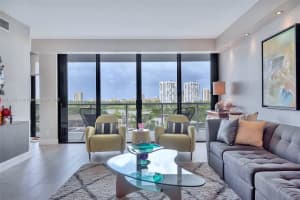 20281 E Country Club Dr, Aventura, FL 33180, Sold 09/29/22