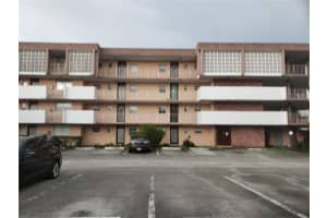 2901 NW 46th Ave APT 305, Lauderdale Lakes, FL 33313, Sold 10/05/22