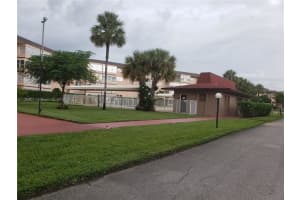 2901 NW 46th Ave APT 305, Lauderdale Lakes, FL 33313, Sold 10/05/22