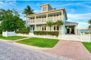 32 Sunset Key Dr, Key West, FL 33040, Sold 08/01/22