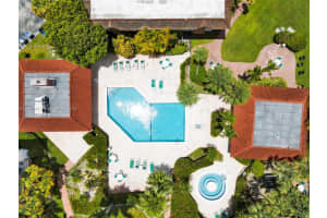 9402 SW 77th Ave APT L6, Miami, FL 33156, Sold 09/16/22