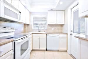 580 Egret Dr, Hallandale Beach, FL 33009, Sold 12/02/22