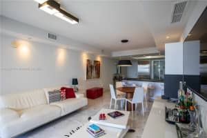 18201 Collins Ave #5207, Sunny Isles Beach, FL 33160, Sold 11/10/22
