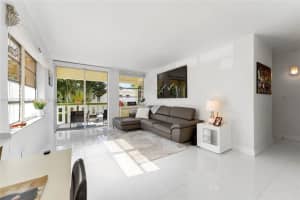 851 Meridian Ave APT 26, Miami Beach, FL 33139, Sold 02/10/23