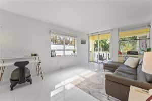 851 Meridian Ave APT 26, Miami Beach, FL 33139, Sold 02/10/23