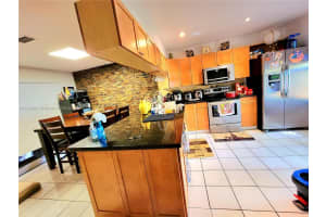 6900 SW 127th Pl, Miami, FL 33183, Sold 10/06/22