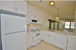 5558 W Lakewood Cir, Margate, FL 33063, Sold 09/26/22