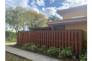 5975 SW 137th Ave APT 801, Miami, FL 33183, Sold 01/17/23