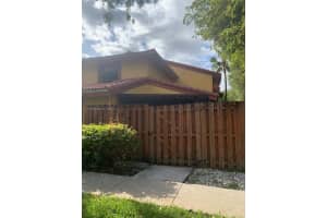 5975 SW 137th Ave APT 801, Miami, FL 33183, Sold 01/17/23