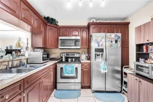 11269 SW 88th St j108, Miami, FL 33173, Sold 08/26/22