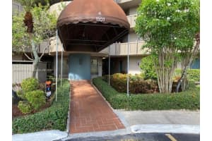 1101 Colony Point Cir APT 119, Pembroke Pines, FL 33026, Sold 09/23/22
