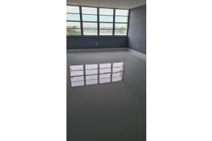 1351 NE Miami Gardens Dr #422e, Miami, FL 33179, Sold 09/08/22