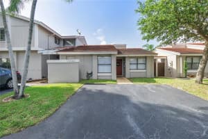 12735 SW 151st Ln, Miami, FL 33186, Sold 09/06/22