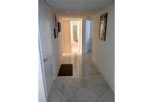 20441 NE 30th Ave Apt 410-9, Aventura, FL 33180, Sold 08/19/22