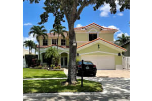 1167 NW 165th Ave, Pembroke Pines, FL 33028, Sold 02/22/23