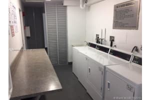 3401 N Country Club Dr APT 116, Aventura, FL 33180, Sold 09/02/22