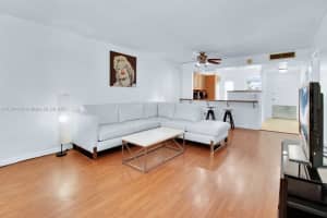 1540 NE 191st St APT 306, Miami, FL 33179, Sold 08/31/22