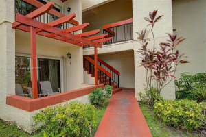 8610 SW 149th Ave APT 511, Miami, FL 33193, Sold 08/29/22