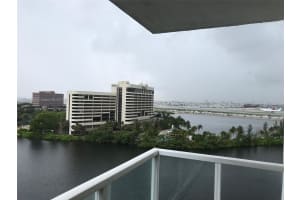 5085 NW 7th St APT 1101, Miami, FL 33126, Sold 11/07/22