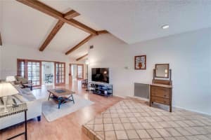 10308 NW 6th St, Plantation, FL 33324, Sold 12/28/22