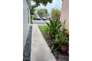 12356 NW 13th Ct, Pembroke Pines, FL 33026, Sold 08/29/22