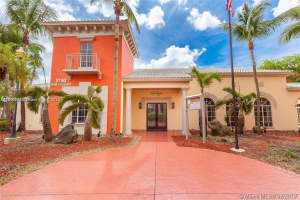8373 Lake Dr APT 402, Doral, FL 33166, Sold 09/30/22