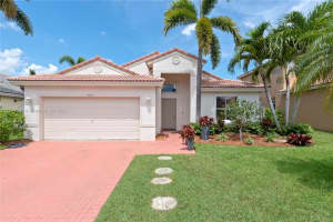 1530 SW 194th Ave, Pembroke Pines, FL 33029, Sold 08/23/22