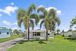 2387 SE Harrison St, Stuart, FL 34997, Sold 08/26/22
