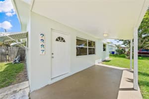 2387 SE Harrison St, Stuart, FL 34997, Sold 08/26/22