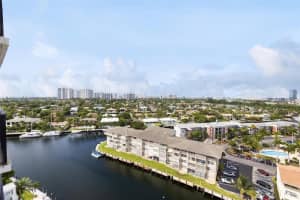 427 Golden Isles Dr #14a, Hallandale Beach, FL 33009, Sold 12/09/22