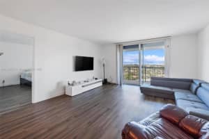 427 Golden Isles Dr #14a, Hallandale Beach, FL 33009, Sold 12/09/22