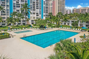 881 Ocean Dr, Key Biscayne, FL 33149, Sold 09/15/22