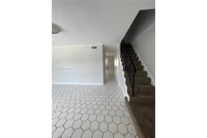 6745 SW 40th St, Davie, FL 33314, Sold 10/21/22