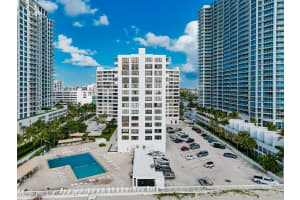 3505 S Ocean Dr APT 912, Hollywood, FL 33019, Sold 10/07/22