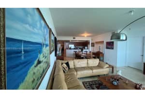 14951 Royal Oaks Ln APT 1401, North Miami, FL 33181, Sold 10/03/22