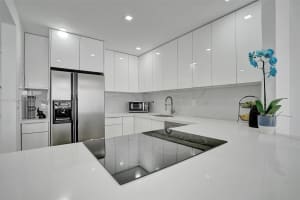 200 Leslie Dr APT 917, Hallandale Beach, FL 33009, Sold 10/07/22