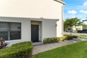 371 NE 194th Ln, Miami, FL 33179, Sold 01/13/23