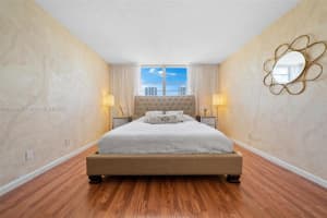 19390 Collins Ave APT 305, Sunny Isles Beach, FL 33160, Sold 09/26/22
