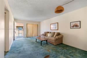 6951 SW 129th Ave APT 7, Miami, FL 33183, Sold 08/30/22