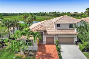 13052 NW 8th St, Pembroke Pines, FL 33028, Sold 08/31/22