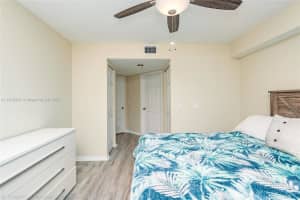 2131 SE 10th Ave APT 1117, Fort Lauderdale, FL 33316, Sold 10/17/22