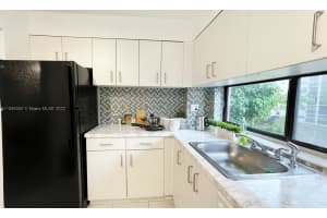 17011 N Bay Rd APT 308, Sunny Isles Beach, FL 33160, Sold 11/04/22