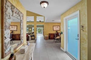 10140 NW 4th St, Plantation, FL 33324, Sold 10/05/22