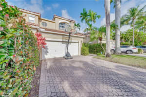 21024 NE 34th Ct, Aventura, FL 33180, Sold 11/01/22